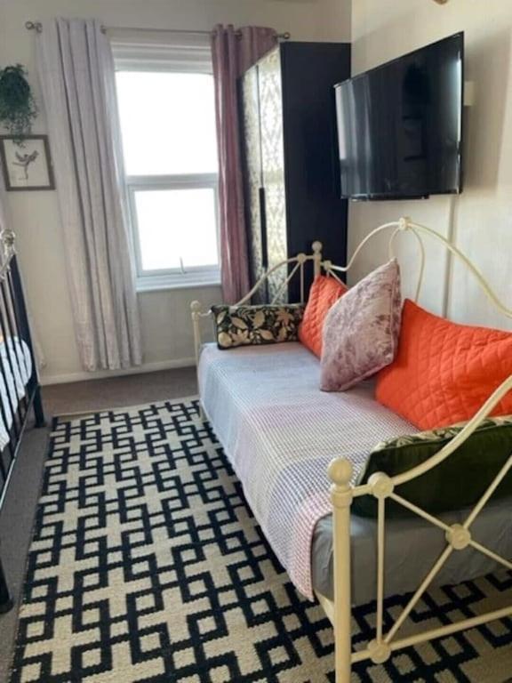 "The Quirky" Seafront Apartment イーストボーン エクステリア 写真